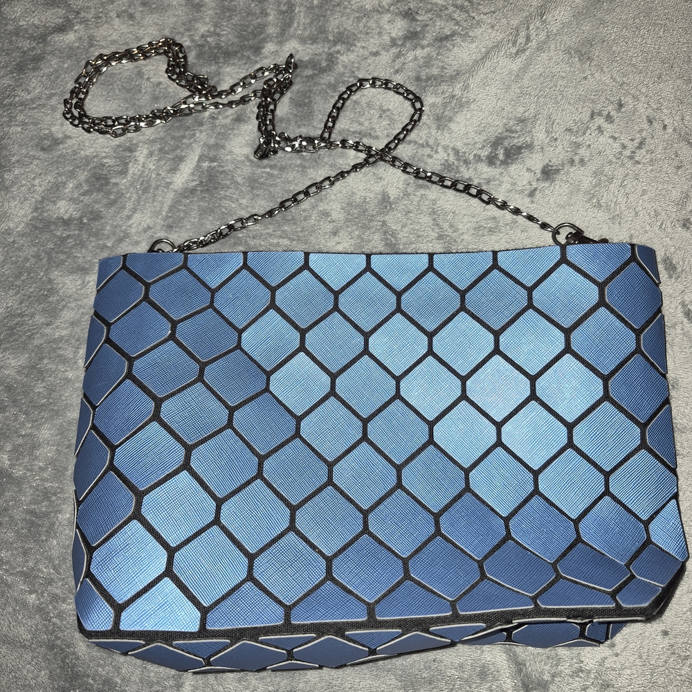 Blue Geometric Chain Strap Shoulder Bag
